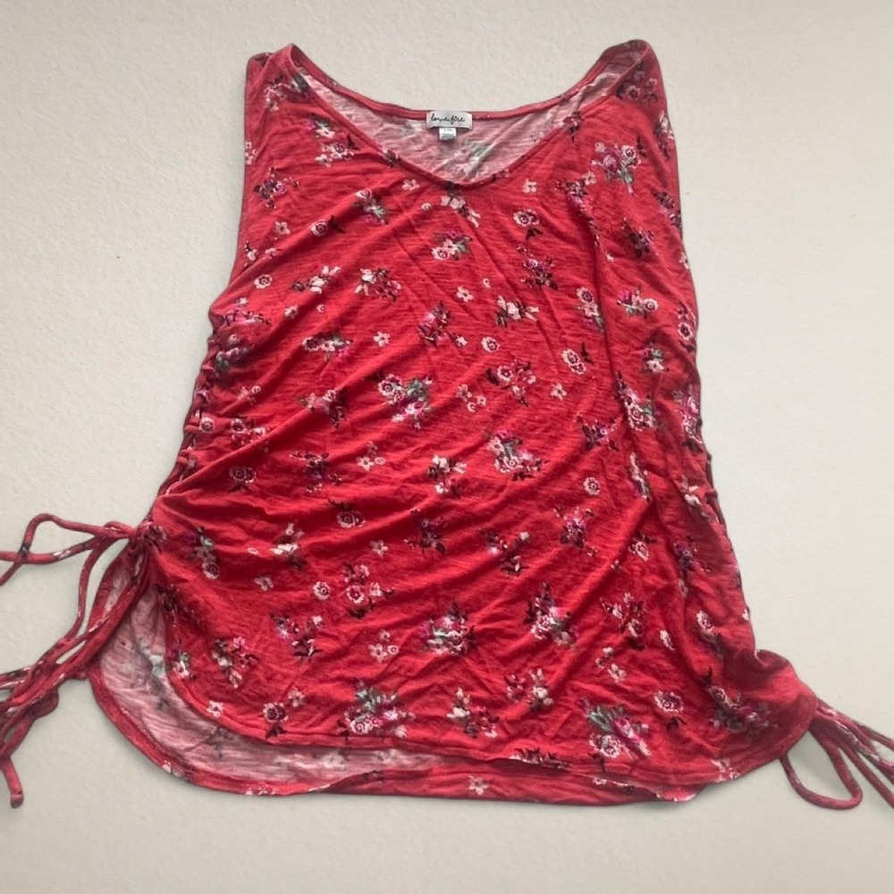 Lovefire Red Floral Cinched Side Tank Top